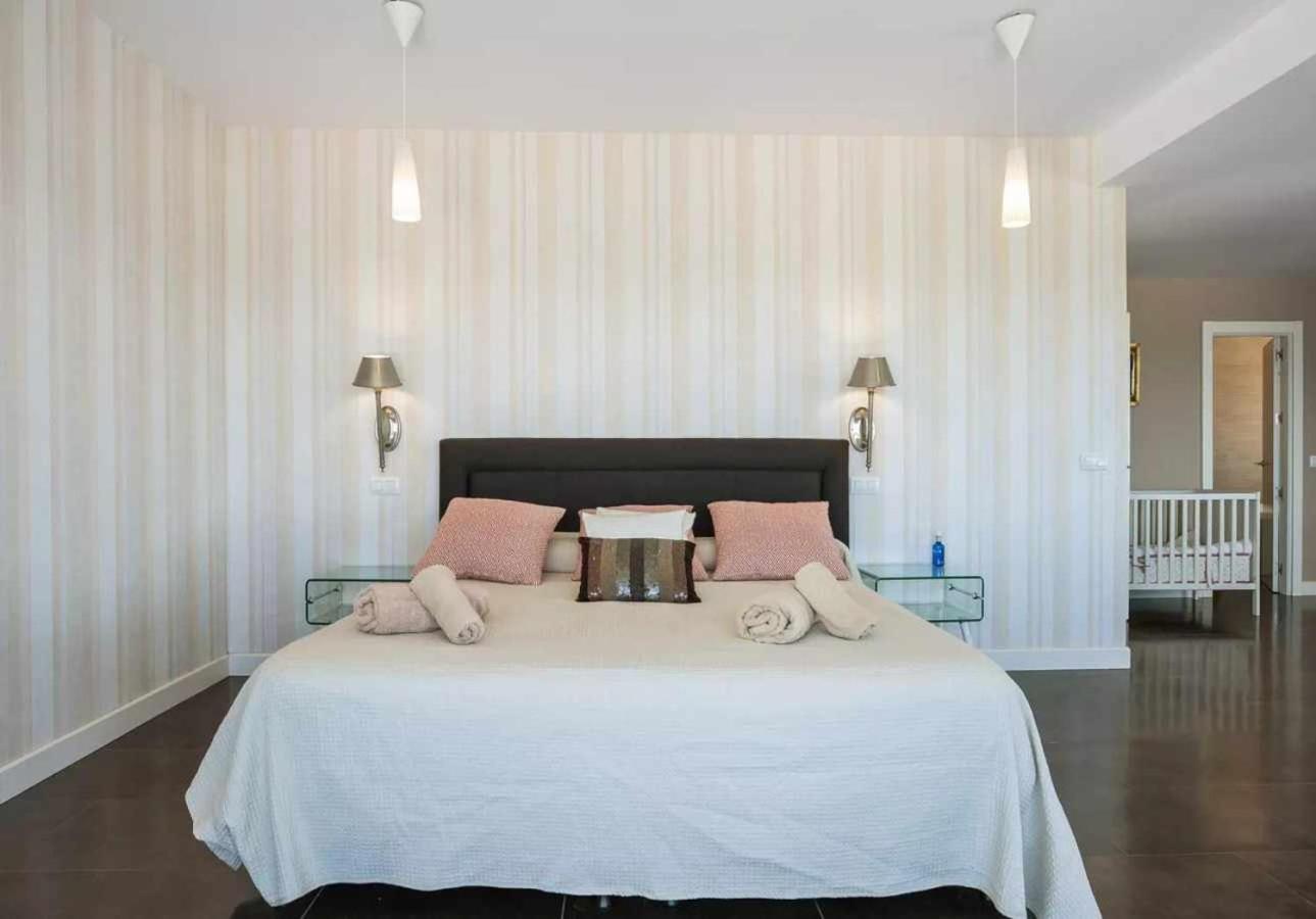 Lujosa Villa Piscina 25 Metros Suit 60M2 Spa Sauna Захара де лос Атунес Екстериор снимка